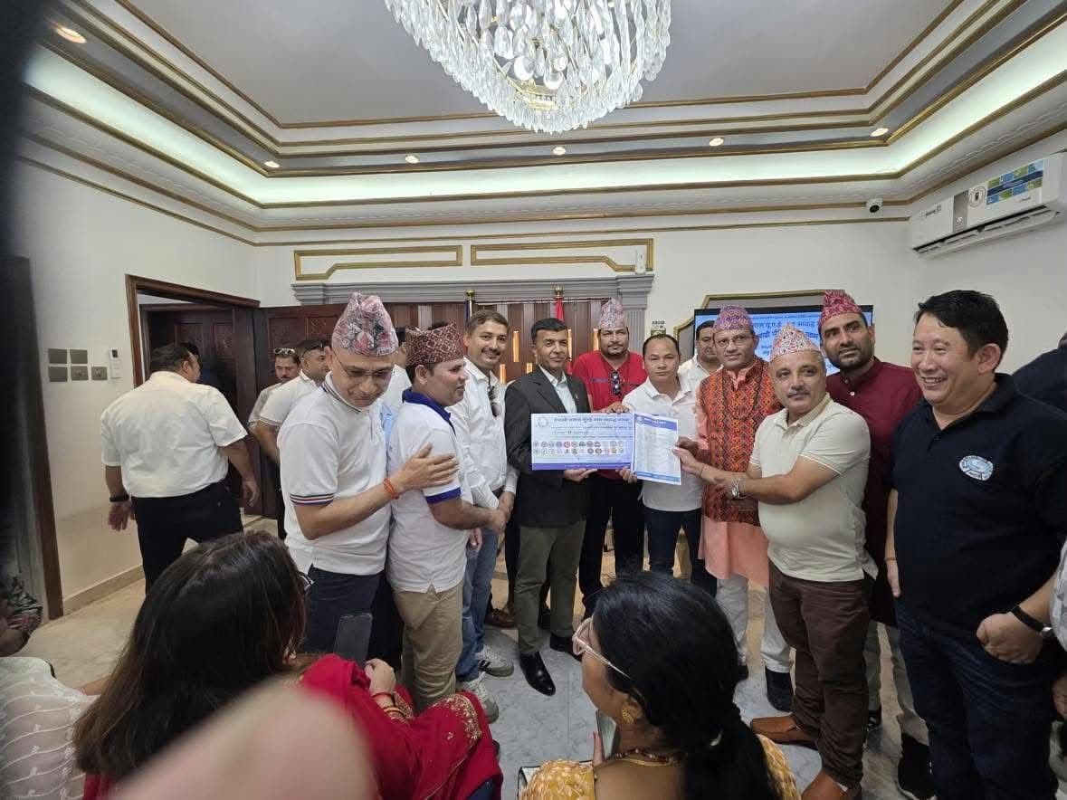 बाढीपीडितका लागि कास्की आदर्श समाज यूएईको २ लाख २१ हजार सहयोग